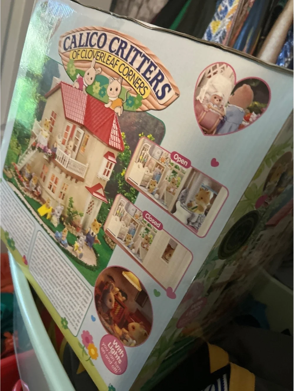 Calico Critters of Cloverleaf Corners Townhome Playset with Lights
